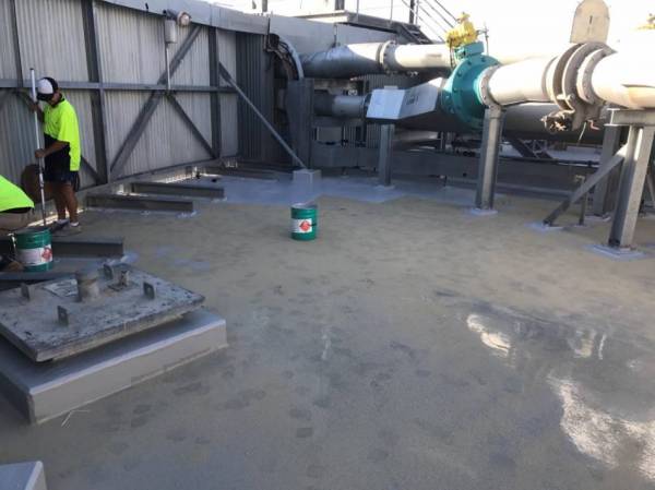   &raquo; Click to zoom ->