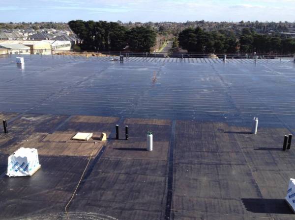   &raquo; Click to zoom ->