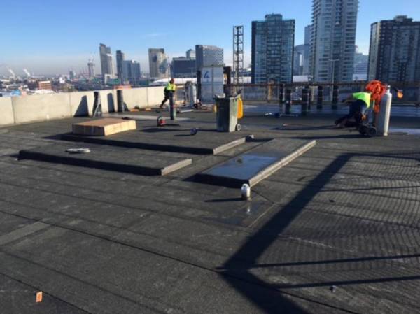   &raquo; Click to zoom ->